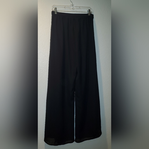 BooHoo Essentials Split Leg Beach Pants - Picture 4 of 9